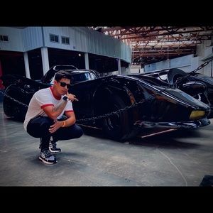 Meet your Posher, Joe